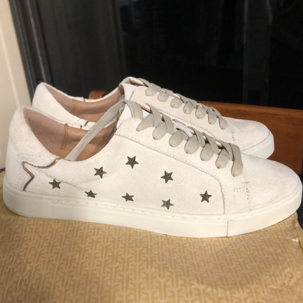 🔥 NWT FRYE 9.5